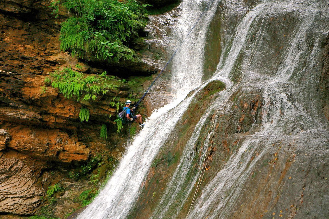 Маршрут в ущелье реки Руфабго