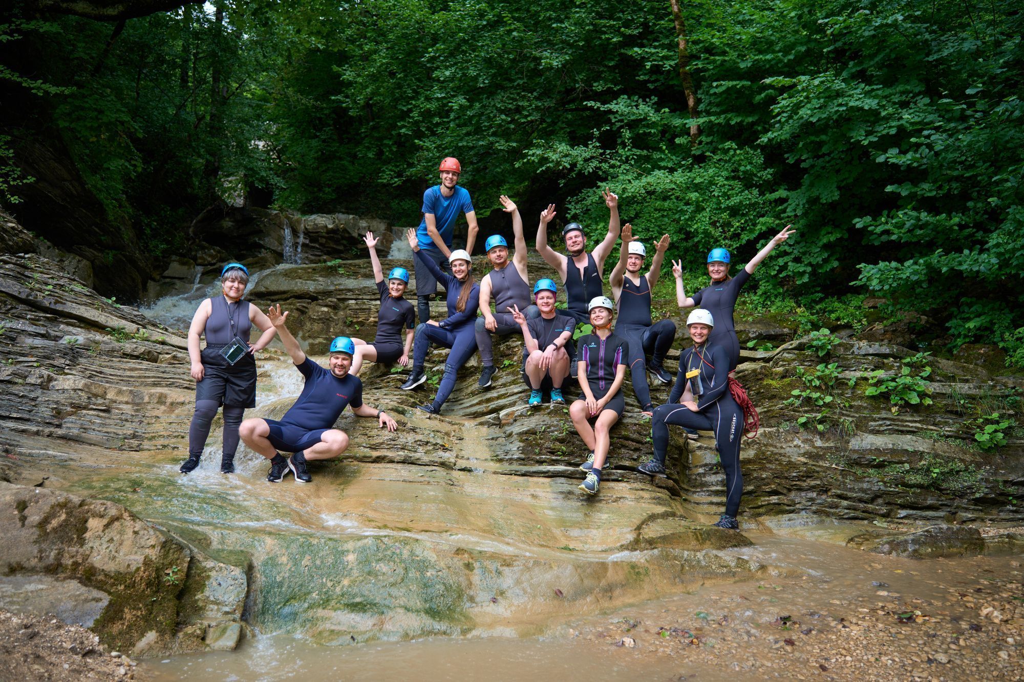 Маршрут по ущелью р. Мишоко, скалолазание