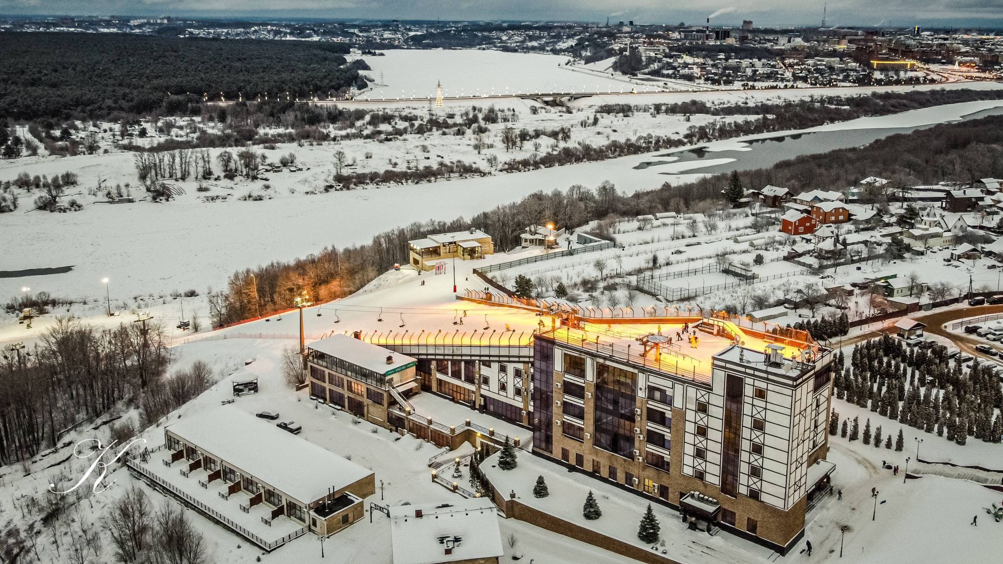 Прилет, первое занятие с инструктором и знакомство