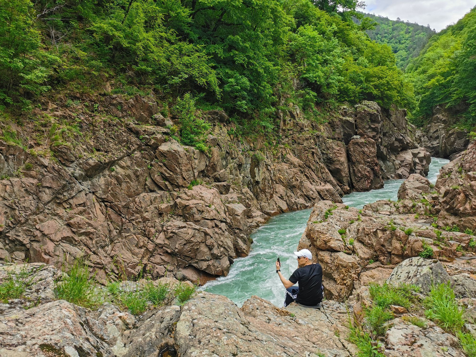 Гранитный каньон, Гузерипльский дольмен, термальные источники