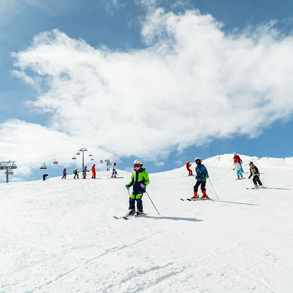 Горнолыжный тур на Архыз в середине марта