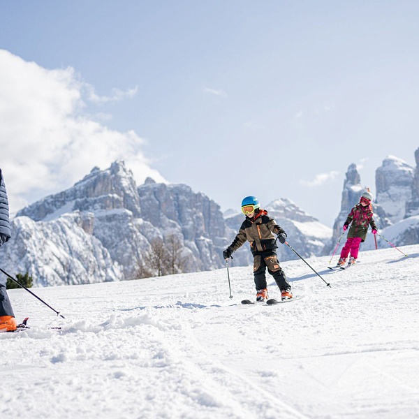 Доломиты & Венеция: Снежные Склоны и Город на Воде