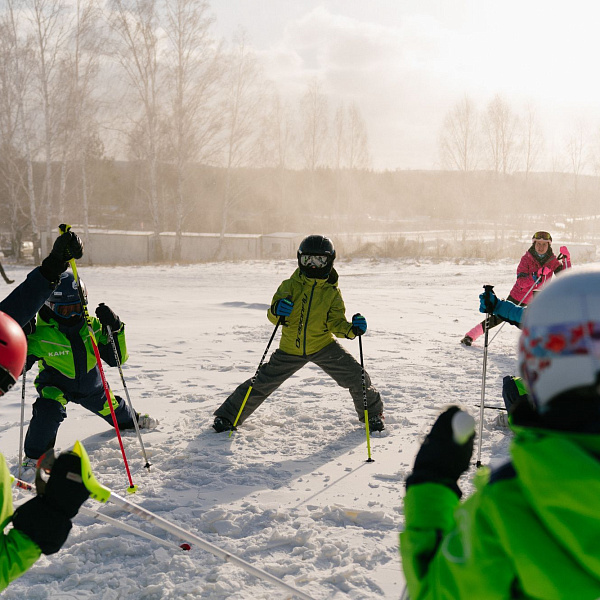 Новогодние каникулы в Калуге - горнолыжный тур для всей семьи 
