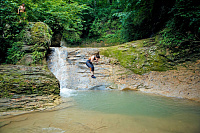 Маршрут по ущелью р. Мишоко, скалолазание