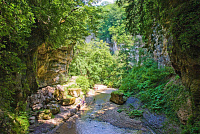 Маршрут в ущелье реки Руфабго